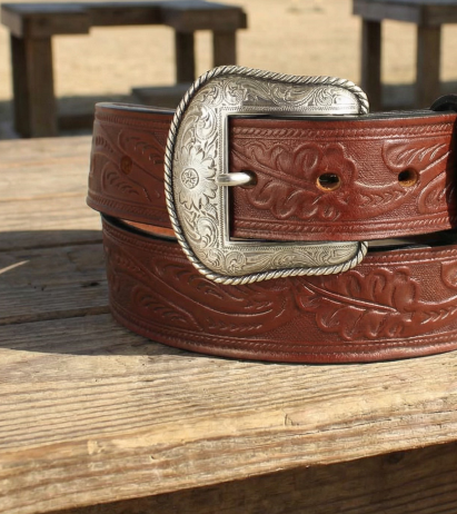 Embossed Oak Leaf Design